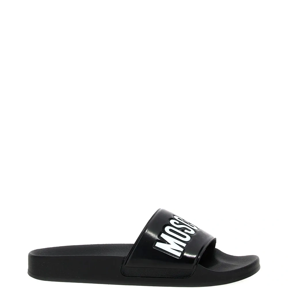 Сланцы с тисненым логотипом