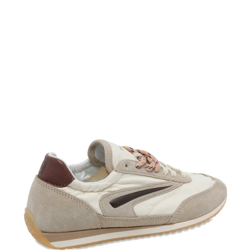 Замшевые кроссовки Athleta