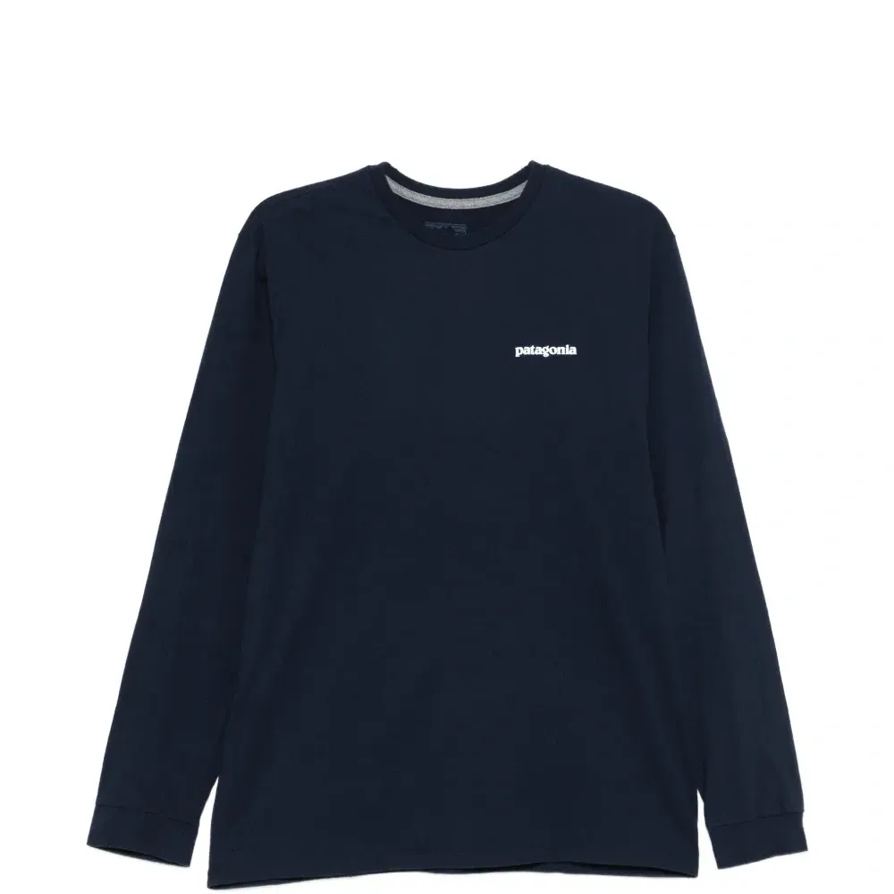 Футболка с длинными рукавами и принтом