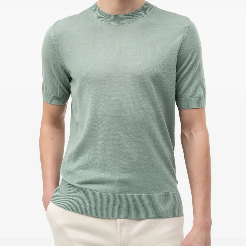 Футболка из тонкого трикотажа