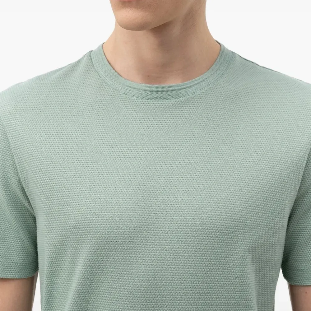 Футболка из жаккарда с объемным узором