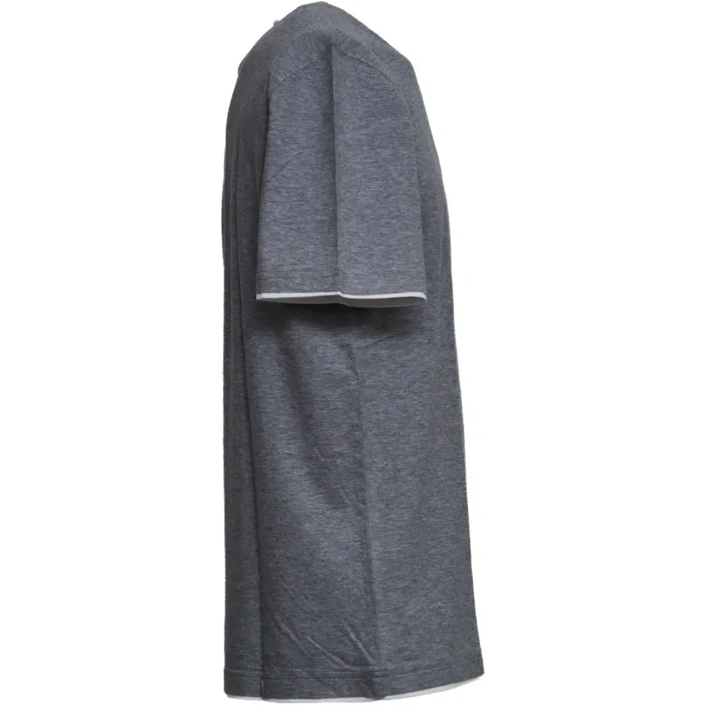 Футболка с круглым вырезом