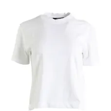 Футболка с круглым вырезом Футболка с круглым вырезом