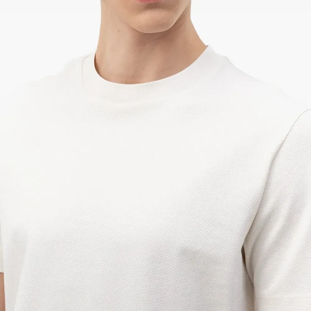 Футболка с круглым вырезом