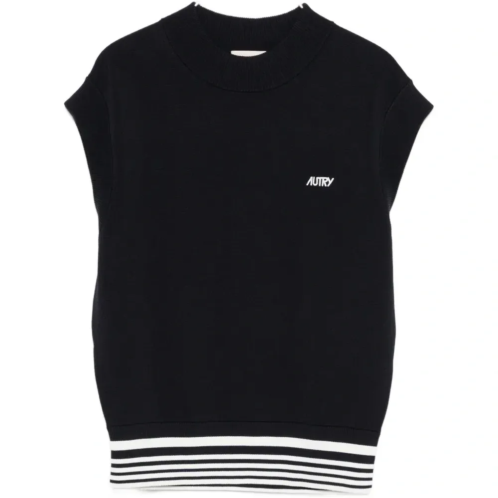 Жилет с полосатой отделкой Жилет с полосатой отделкой