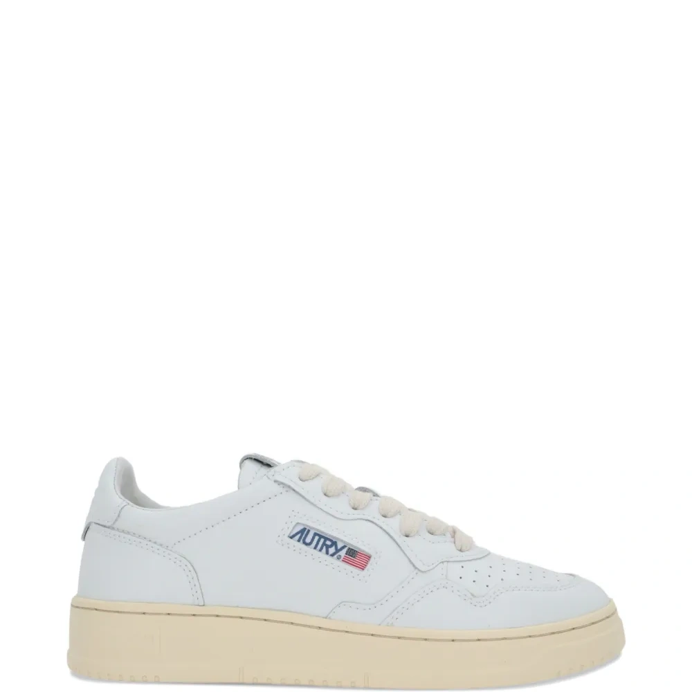 Низкие перфорированные кеды Medalist