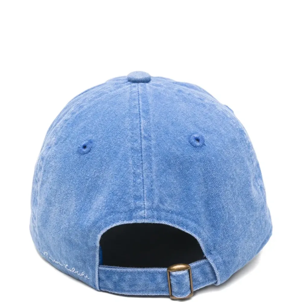 Вышитая кепка