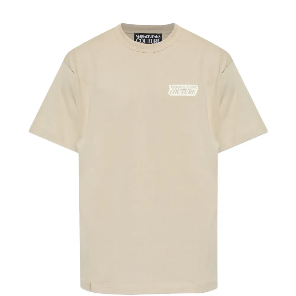 Футболка с логотипом