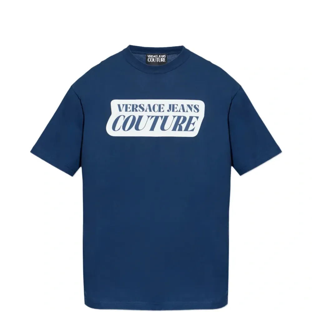 Футболка с логотипом