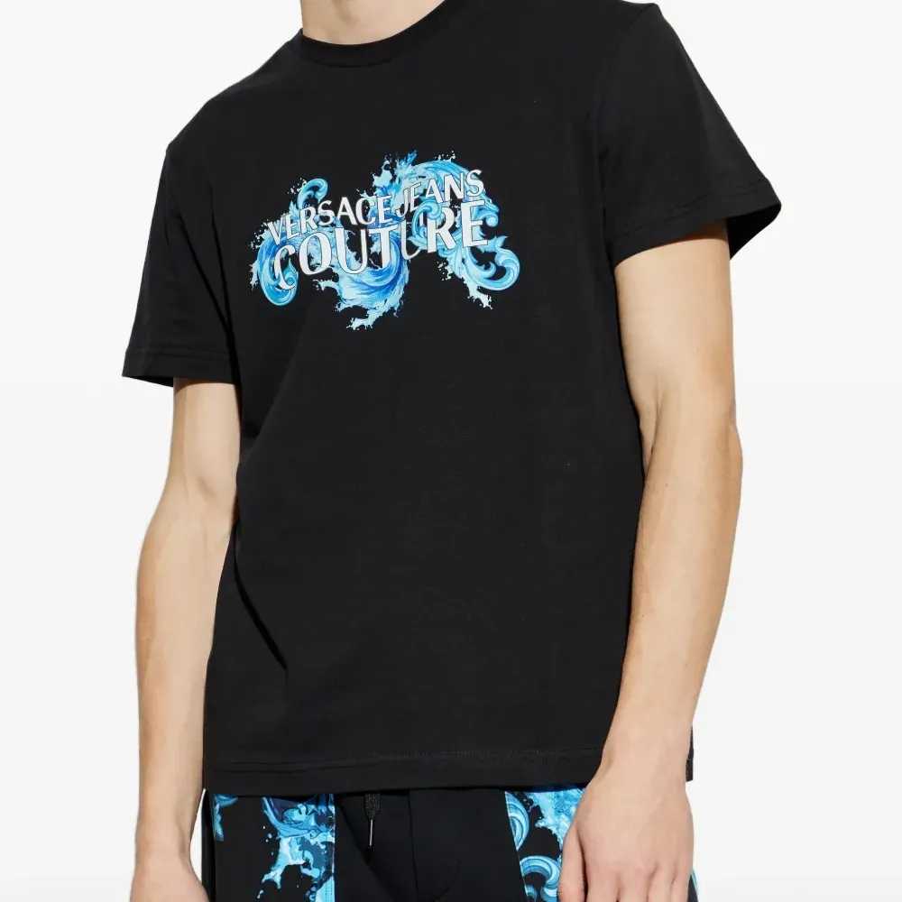 Футболка с графическим принтом