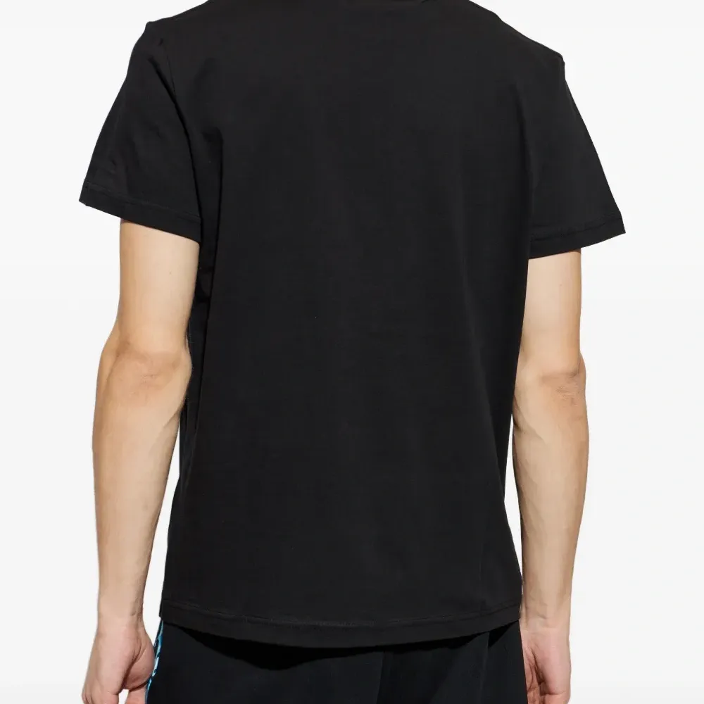 Футболка с графическим принтом