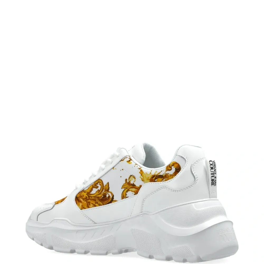 Кроссовки на шнуровке в стиле барокко