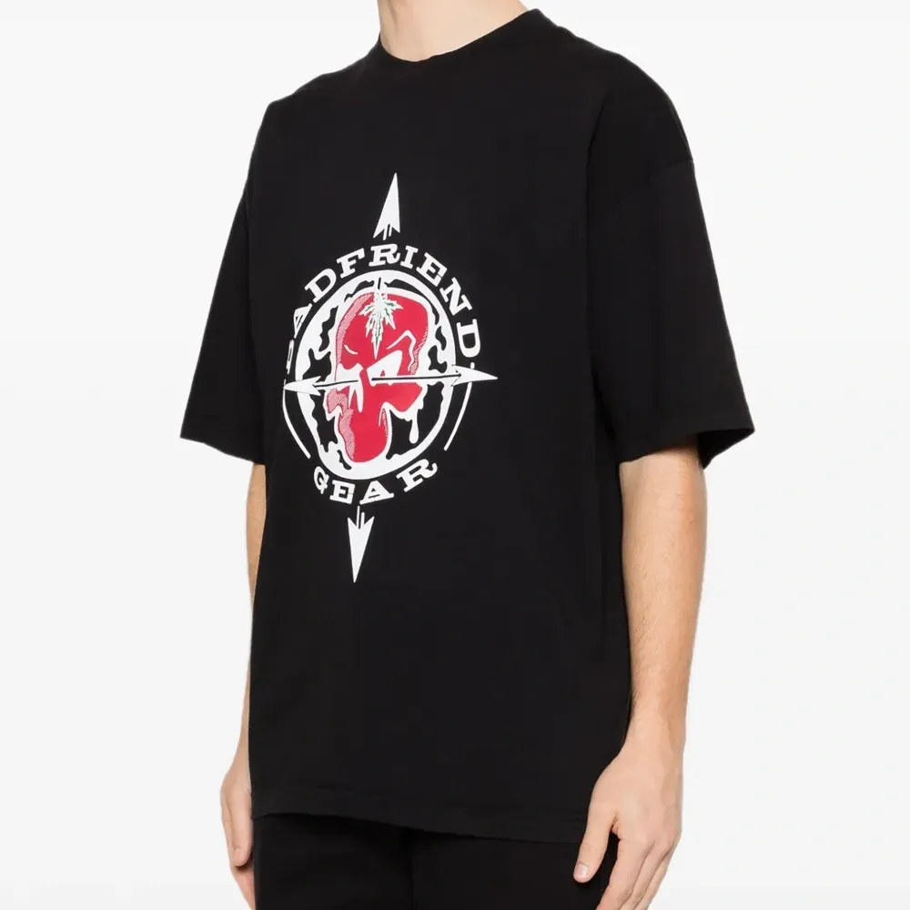 Футболка с графическим принтом