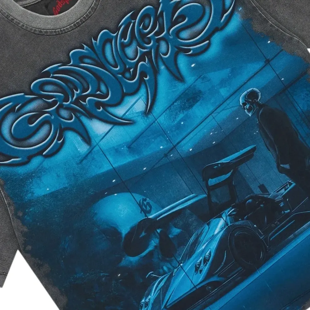 Футболка с графическим принтом