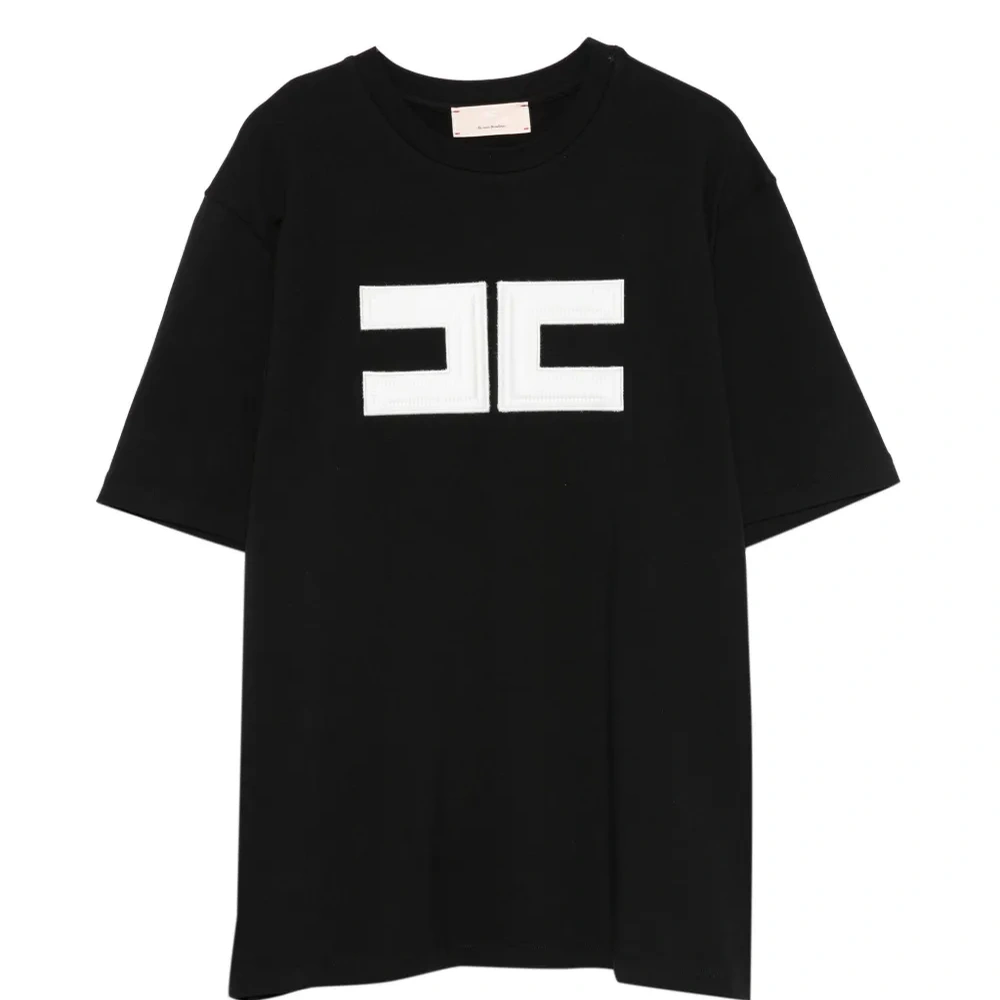 Футболка с логотипом