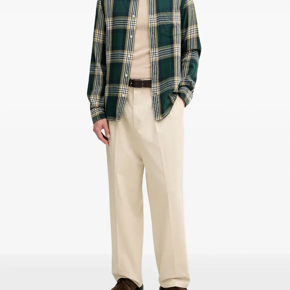 Джемпер с высоким воротом и длинными рукавами