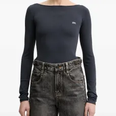 Вязаный топ с вышивкой