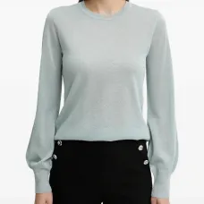 Свитер с круглым вырезом