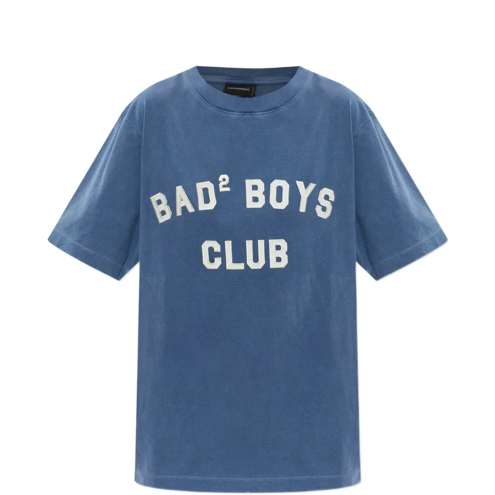 Футболка с нашивкой Футболка с нашивкой