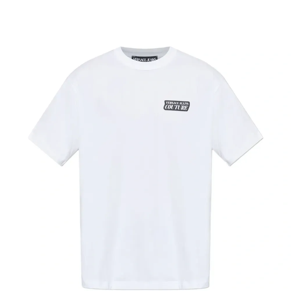 Футболка с нашивкой