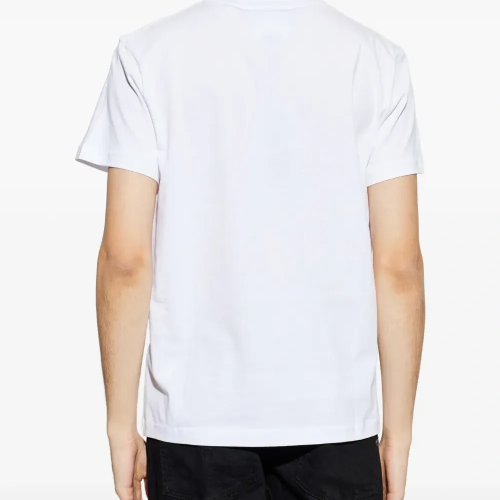 Футболка с логотипом