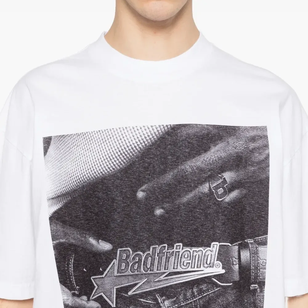 Футболка с графическим принтом