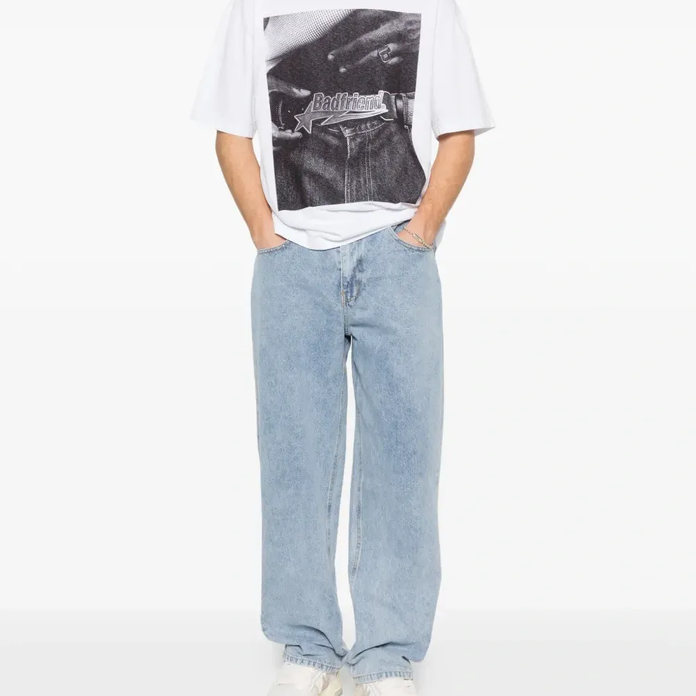 Футболка с графическим принтом