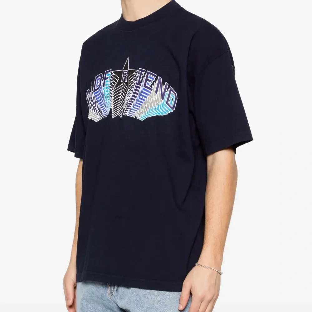 Футболка с графическим принтом