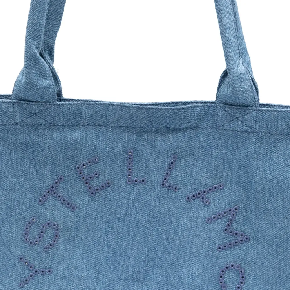 Сумка-тоут с логотипом и заклёпками