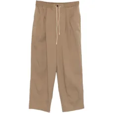 Брюки с защипами