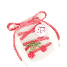 Шнурки с бусинами и подвесками