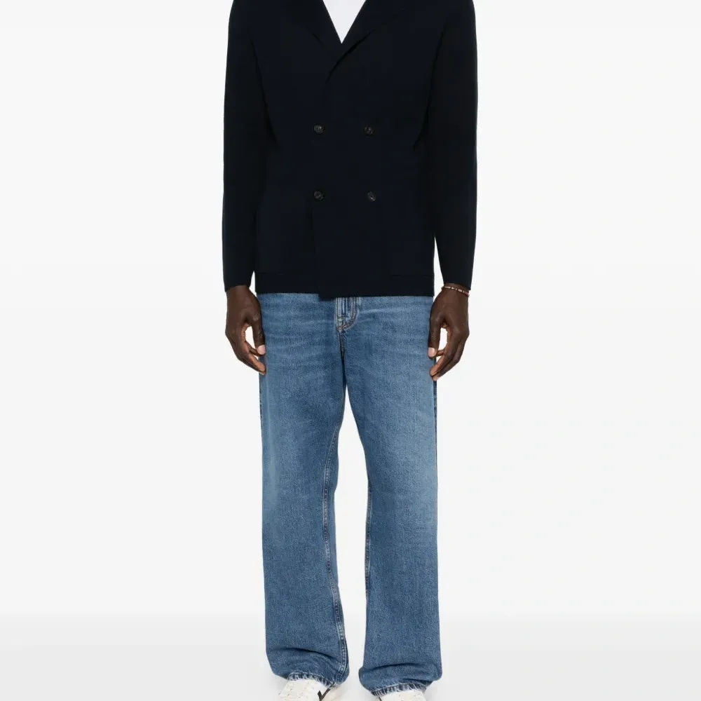 Футболка с круглым вырезом