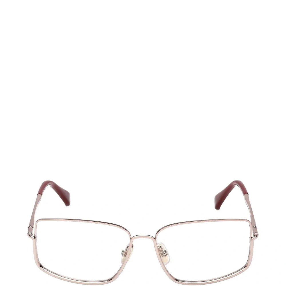 Очки в прямоугольной оправе