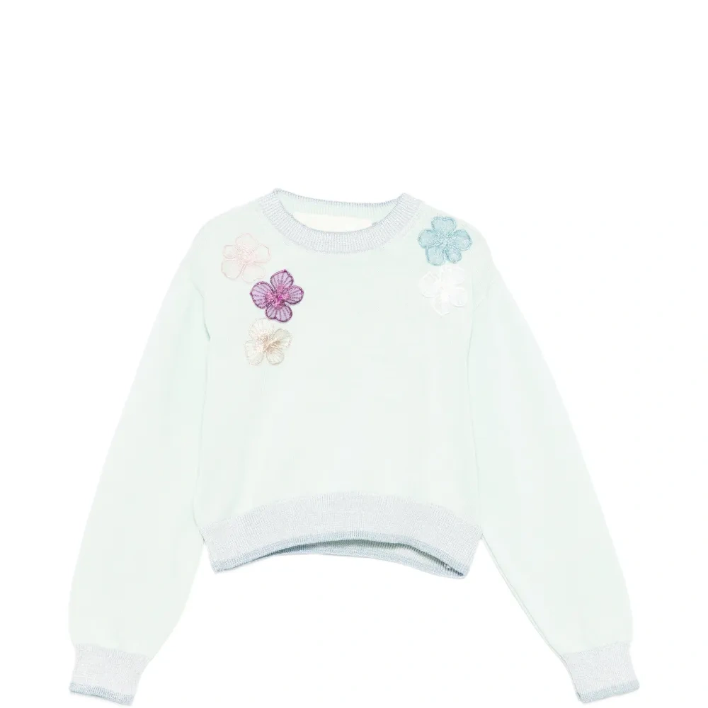 Свитер с цветочной аппликацией