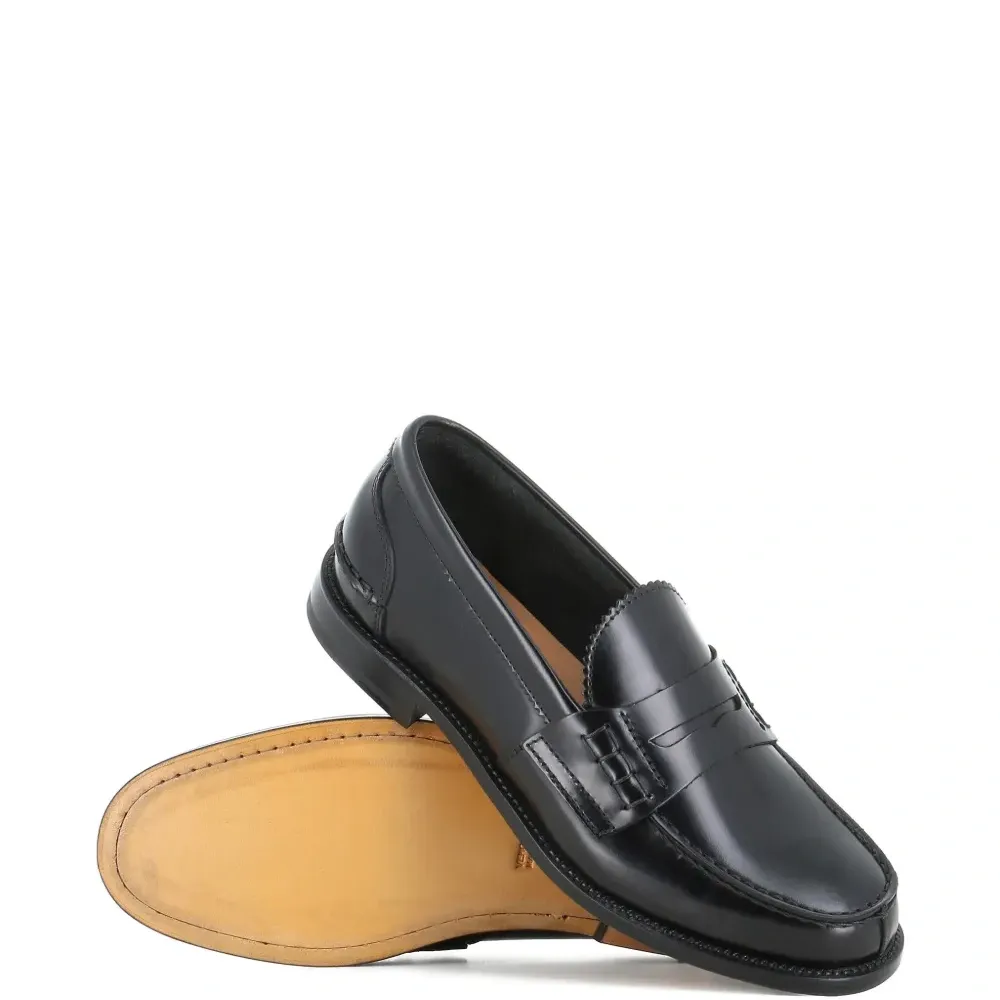 Лоферы с прорезью для монеты