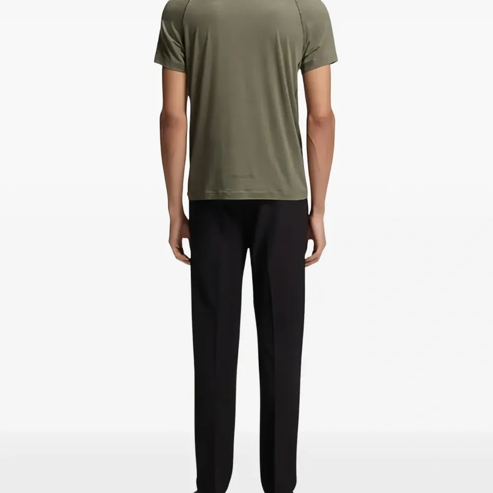 Футболка с рукавами реглан