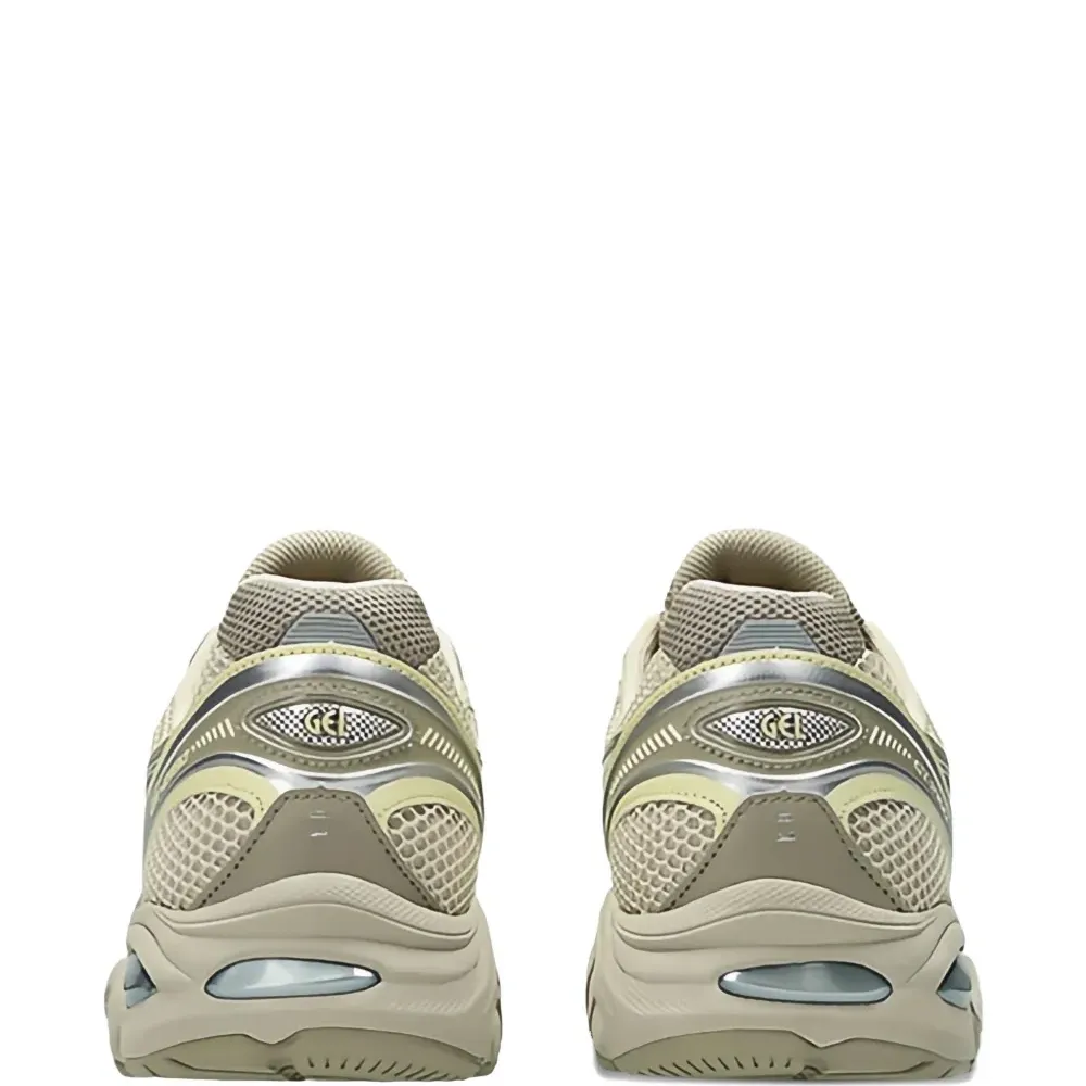 Кроссовки на шнуровке GT-2160