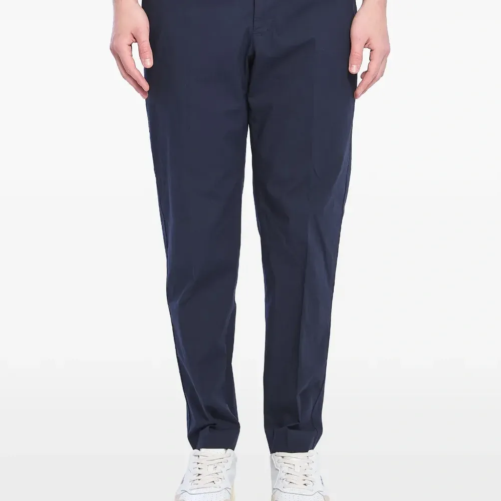 Брюки из гладкого хлопка с шлевками для ремня