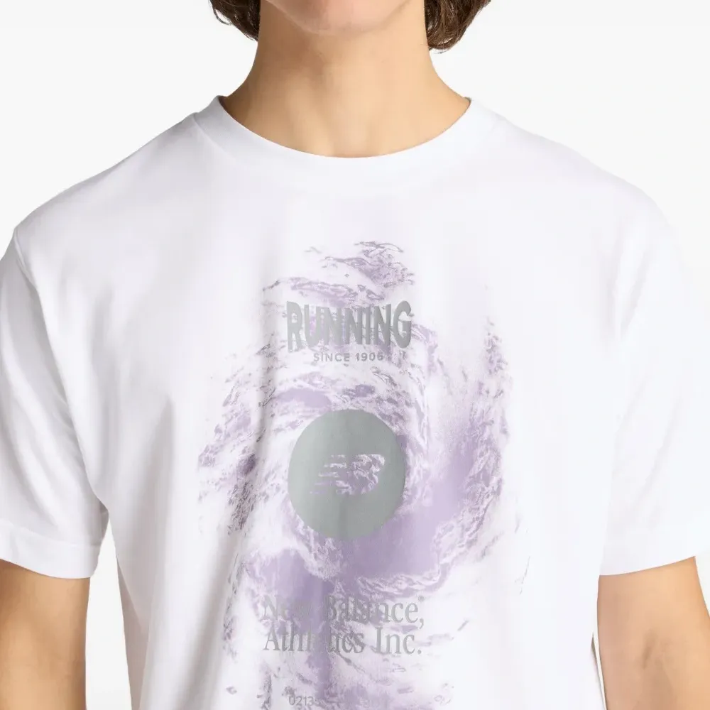 Футболка с графическим принтом "Вихрь"