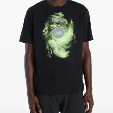 Футболка с графическим принтом "Вихрь"