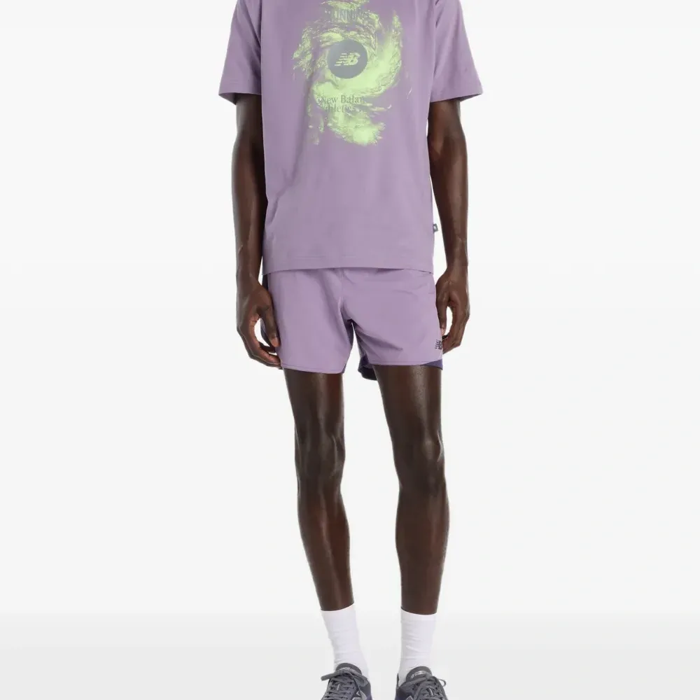 Футболка с графическим принтом