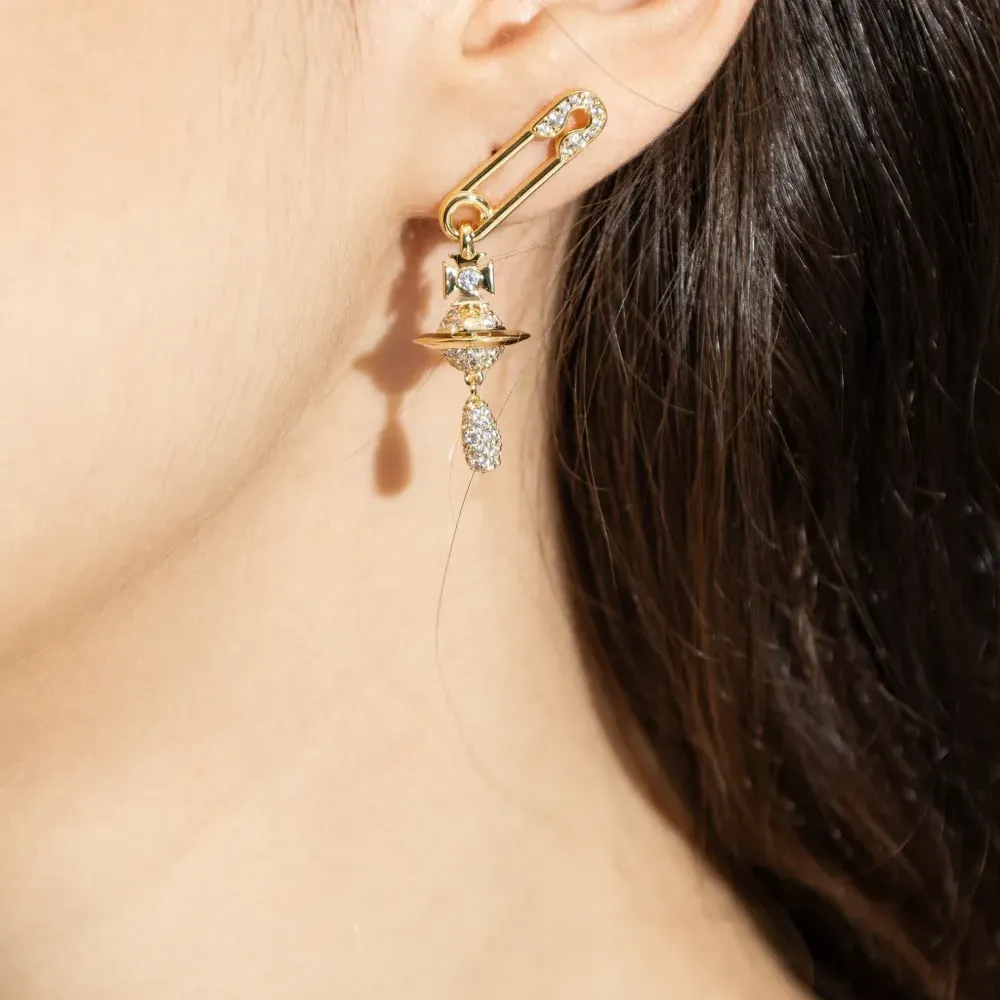 Серьги с подвеской в виде банта и английской булавки