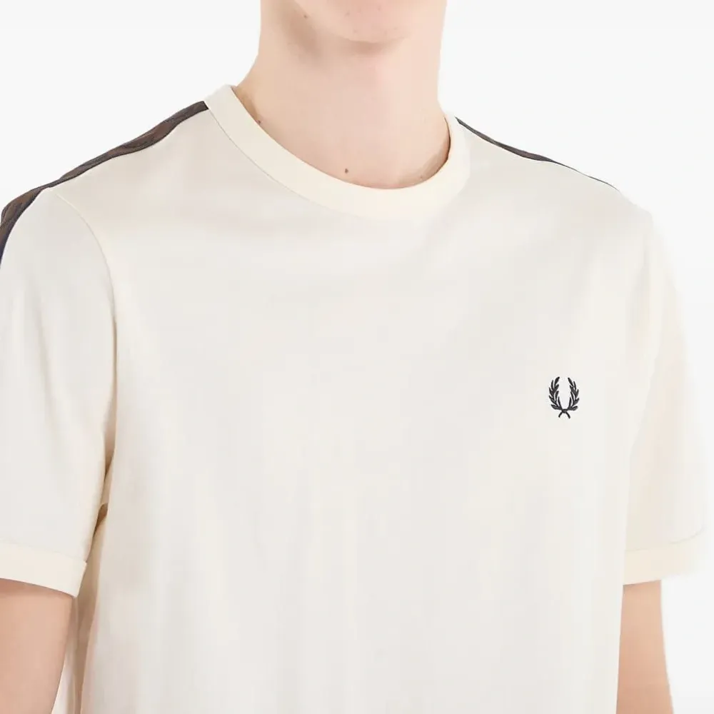 Футболка с отделкой в виде ленты