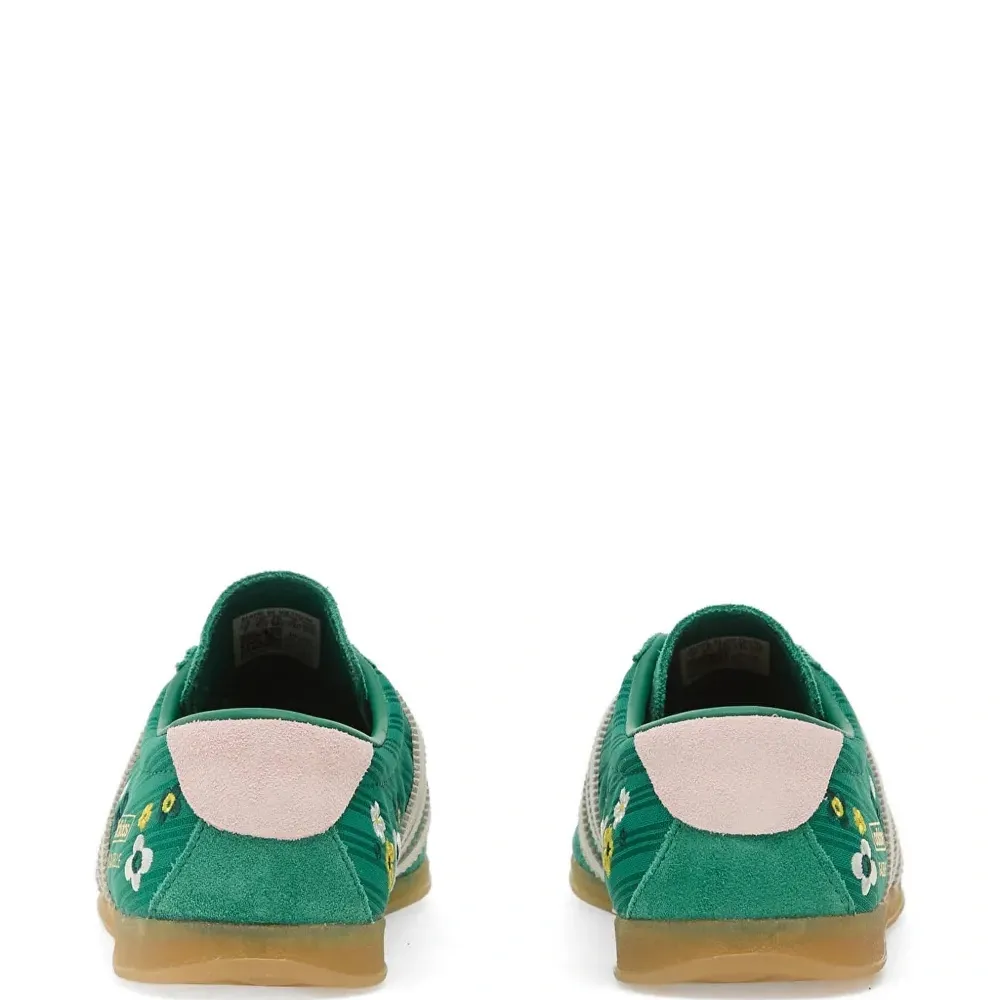 Кроссовки Gazelle Lo Pro W с цветочными элементами