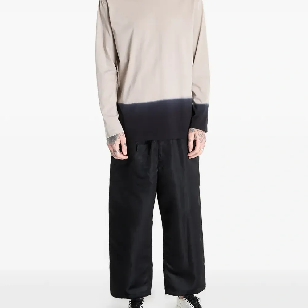 Хлопковая футболка с длинными рукавами