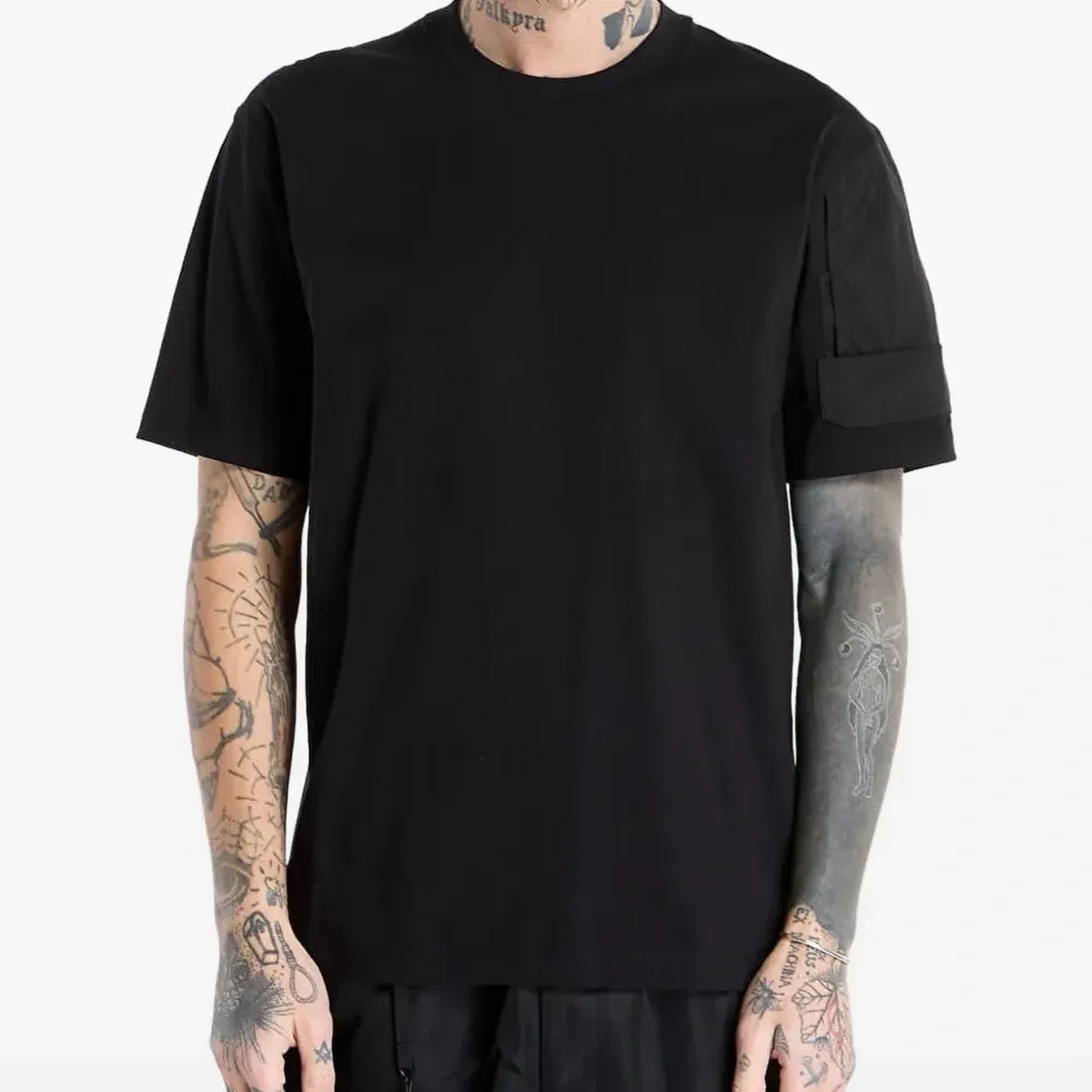 Утилитарная футболка с короткими рукавами