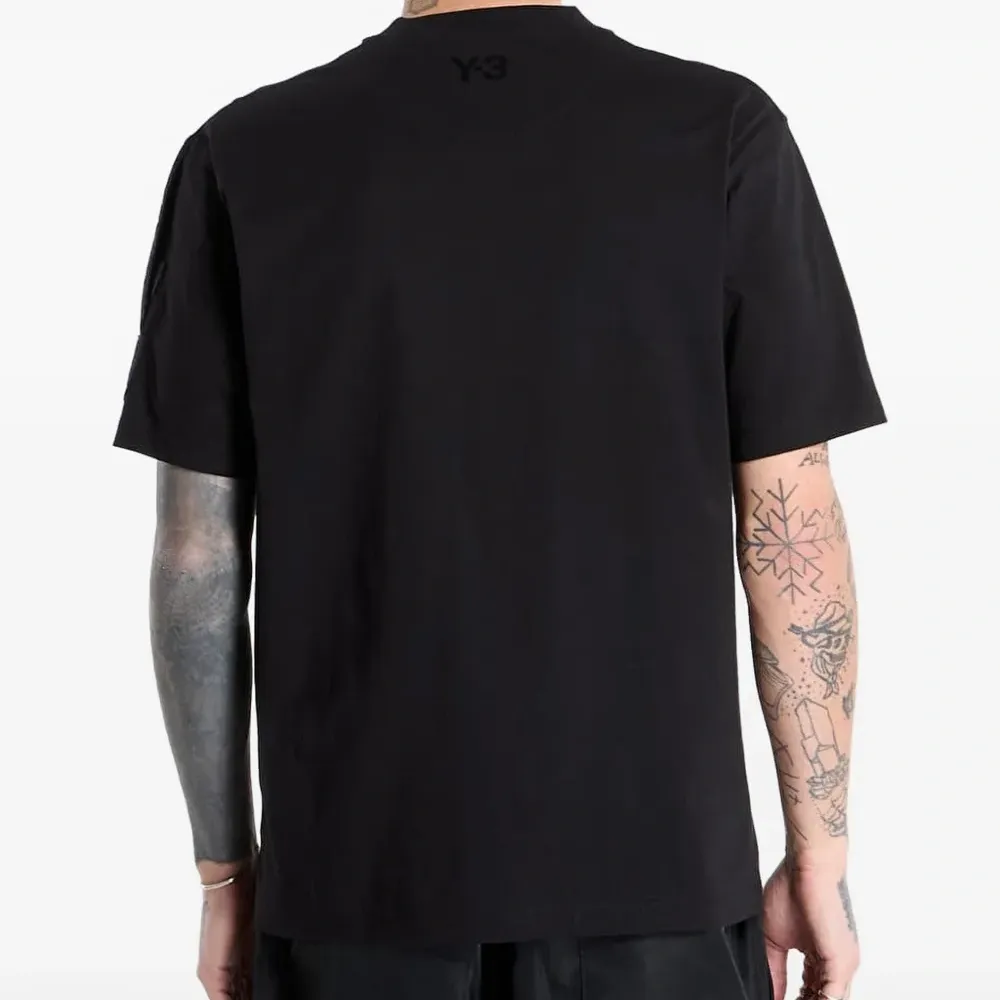 Утилитарная футболка с короткими рукавами