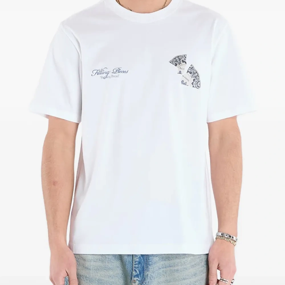 Футболка с принтом "разбитая тарелка"