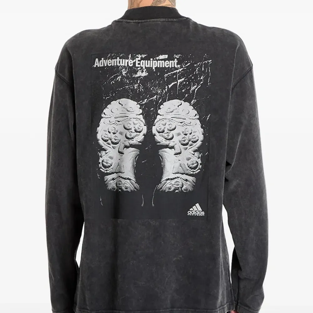 Футболка с графическим принтом Equipment