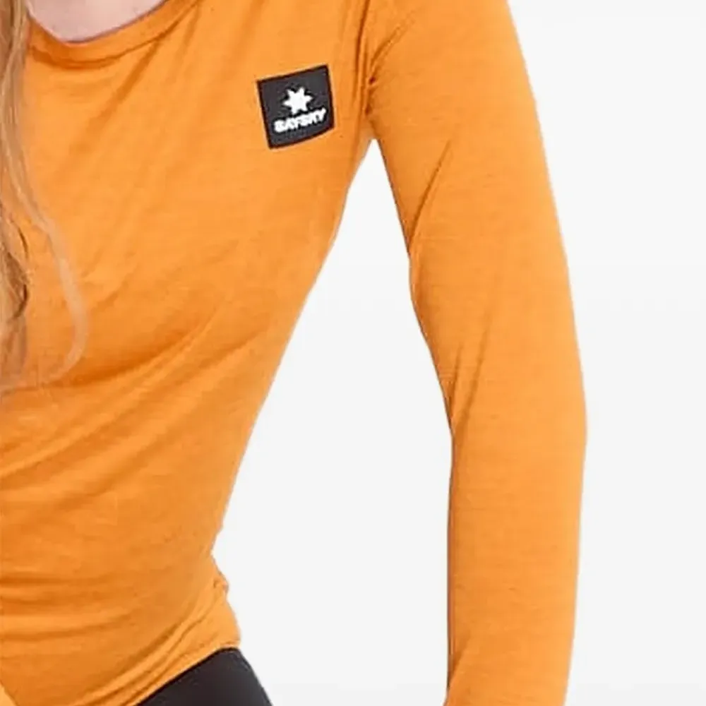 Лонгслив с отражающимся логотипом